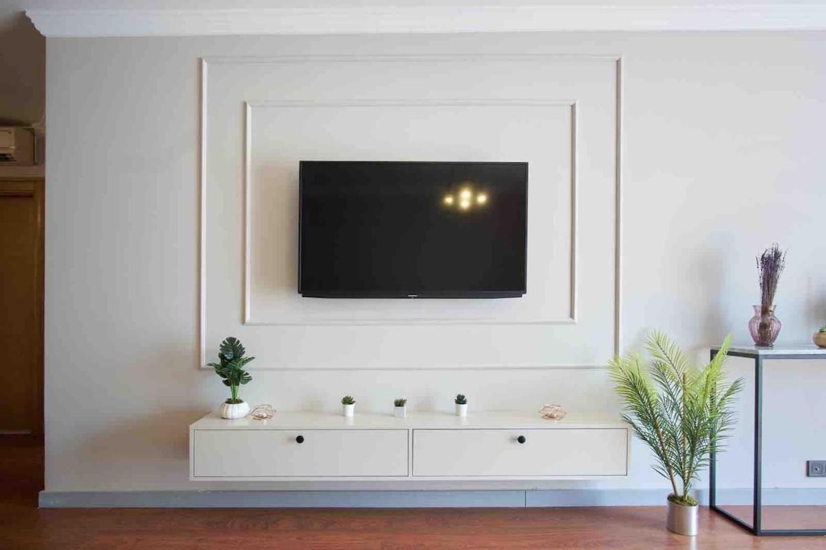 Modern And Close To Center Daire *