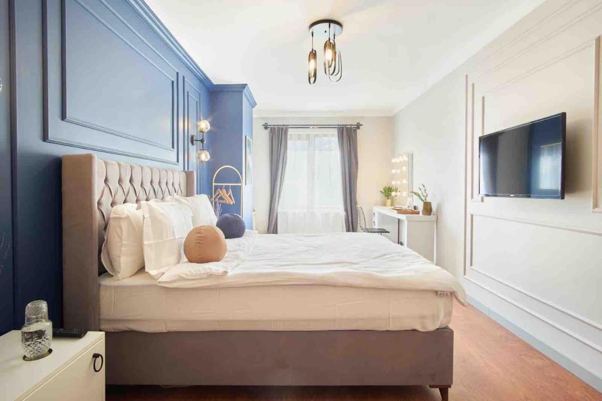 Modern And Close To Center Daire İstanbul