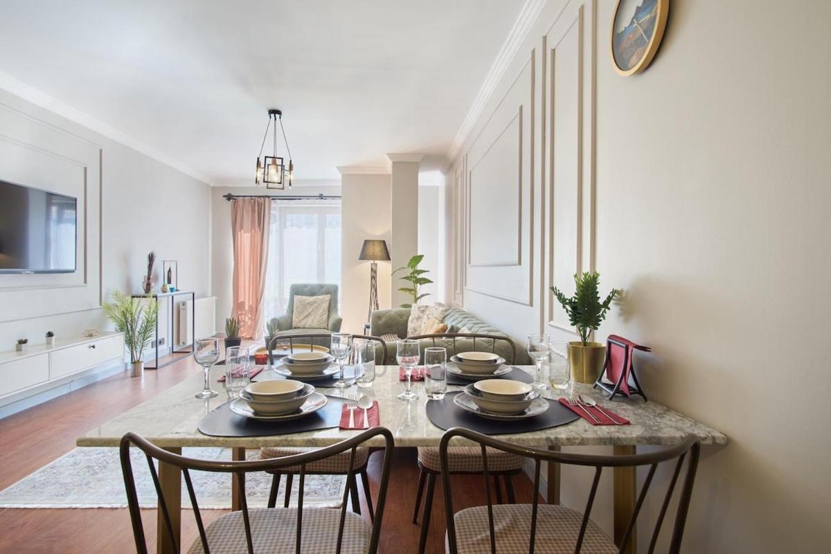 Modern And Close To Center Daire İstanbul