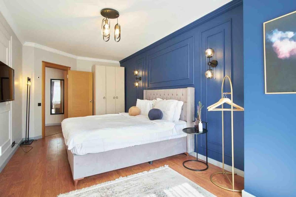 Modern And Close To Center * İstanbul